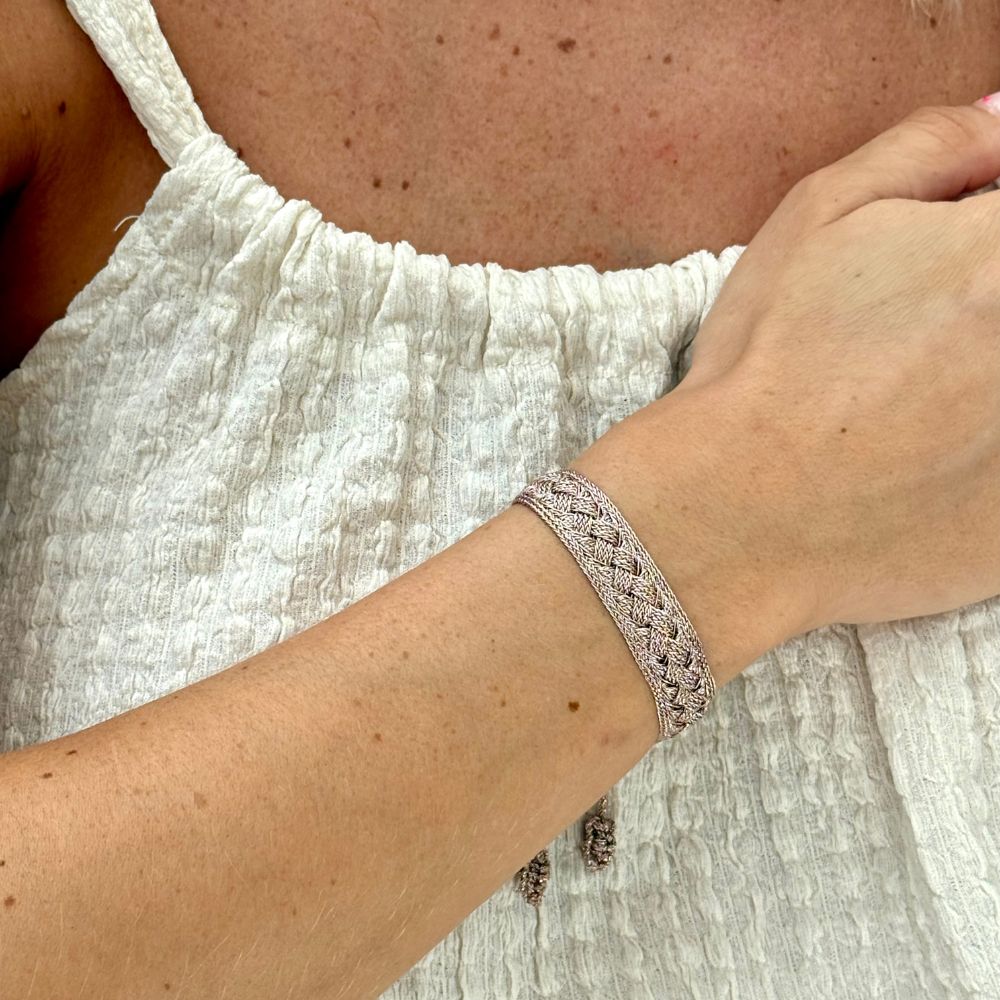 Nour_bracelet_porte_2